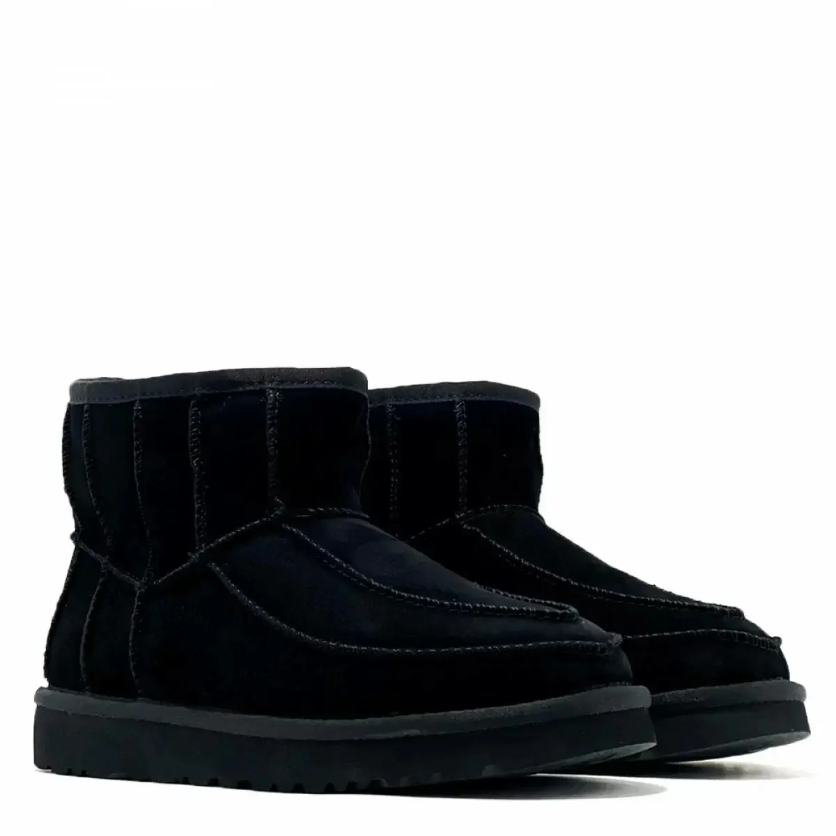 UGG X Tschablala Self Classic Mini - Black